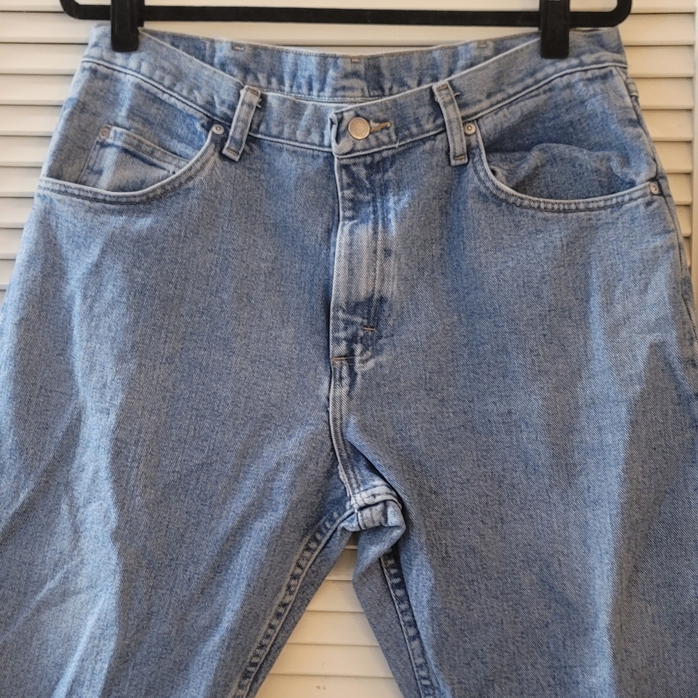 Wrangler - Men's 100% Cotton Light Blue Denim Relaxed Fit Jeans - Picture 2 of 3